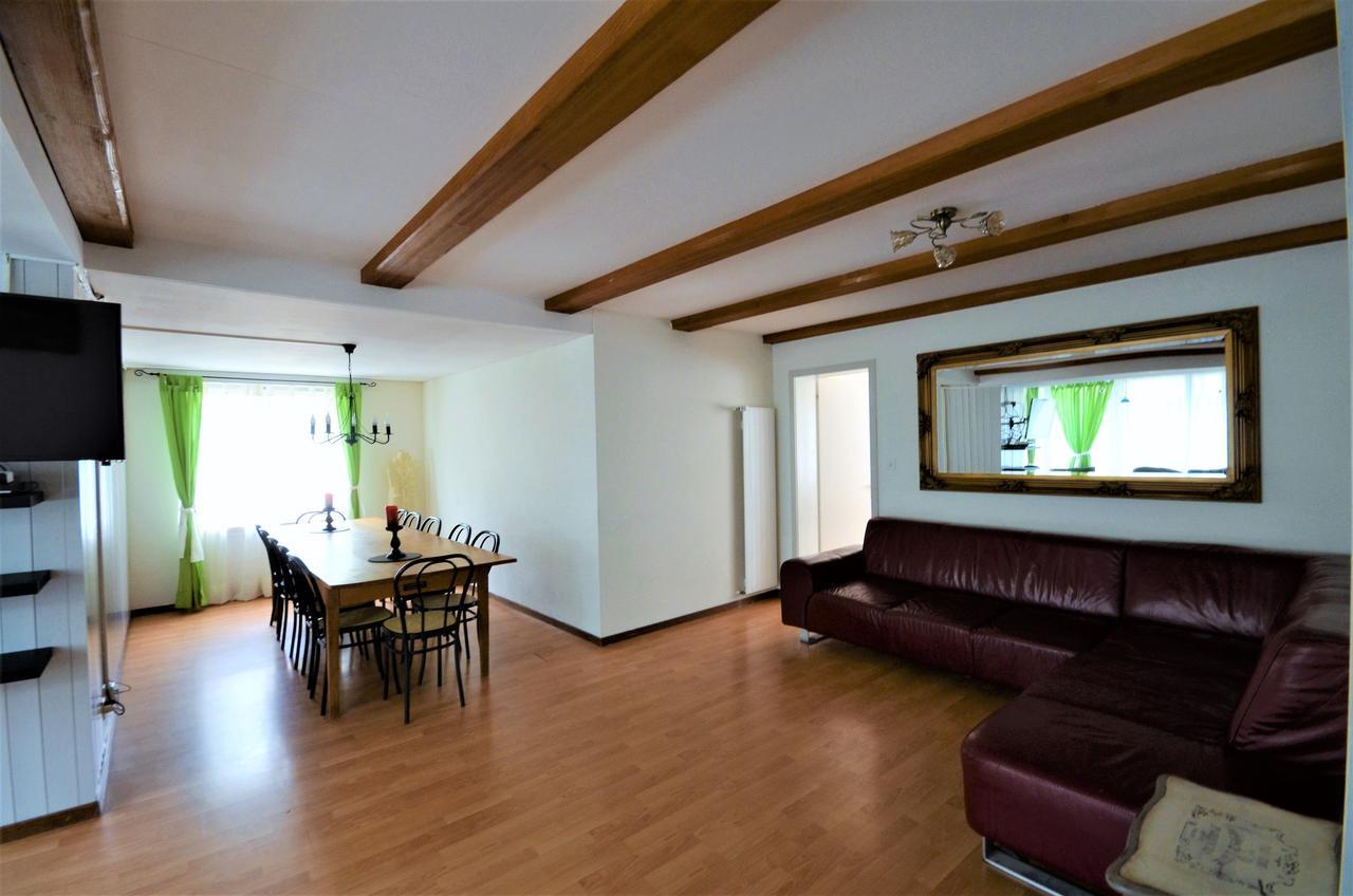 Interlaken Town House Sleeps 12 Guests Central Esterno foto